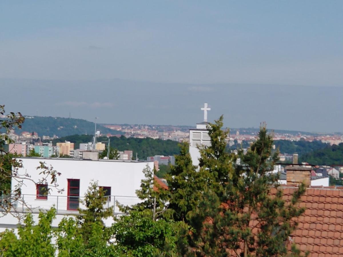 Duplex With Garden Appartement Praag Buitenkant foto